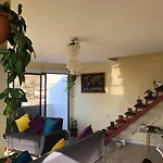 Habitación con baño privado a 2 cuadras de Playa Brava