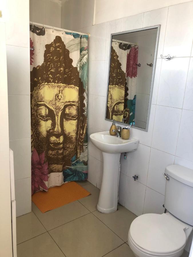 Con Bano Privado A 2 Cuadras De Playa Brava Hospedagem domiciliar